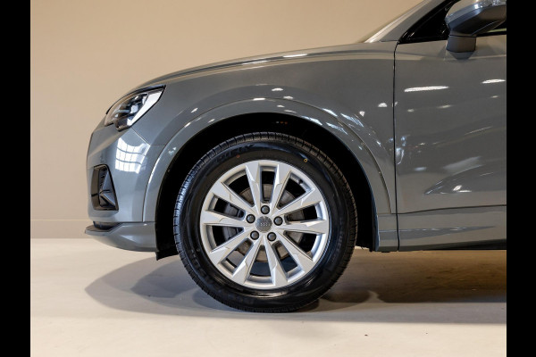 Audi Q3 35 TFSI Advanced / 150pk / S-line interieur / Leder / Keyless / Achteruitrij camera /