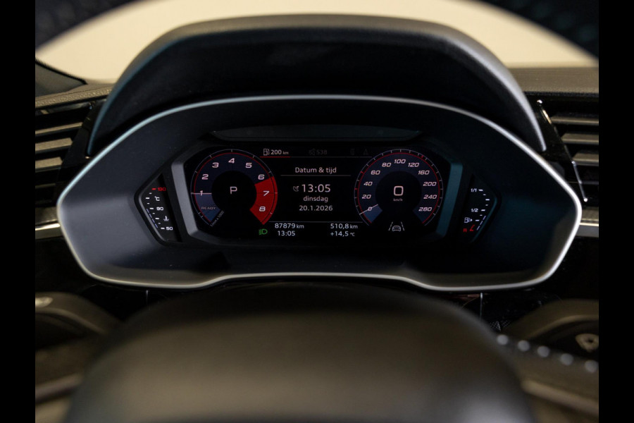 Audi Q3 35 TFSI Advanced / 150pk / S-line interieur / Leder / Keyless / Achteruitrij camera /
