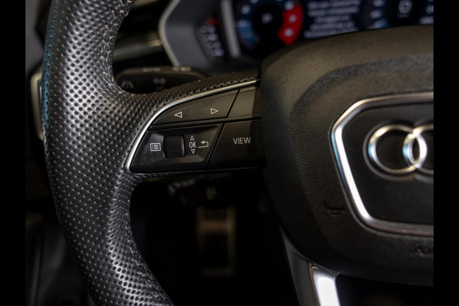 Audi Q3 35 TFSI Advanced / 150pk / S-line interieur / Leder / Keyless / Achteruitrij camera /