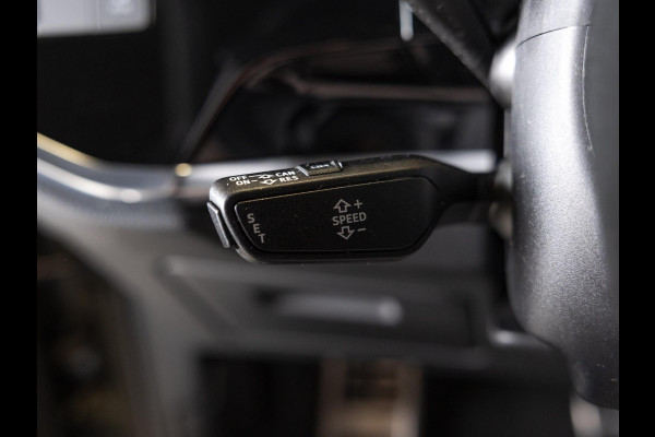 Audi Q3 35 TFSI Advanced / 150pk / S-line interieur / Leder / Keyless / Achteruitrij camera /