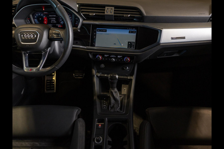 Audi Q3 35 TFSI Advanced / 150pk / S-line interieur / Leder / Keyless / Achteruitrij camera /