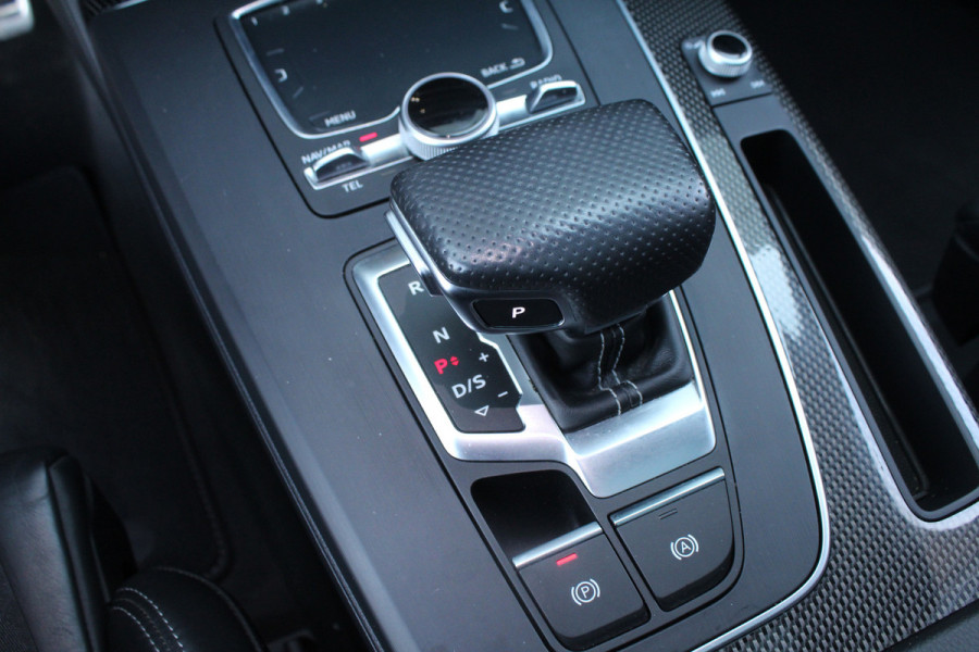 Audi Q5 2.0 TFSI 252pk quattro Sport S Line Black Edition Panoramadak Clima Cruise Navi Camera B&O Leder LMV