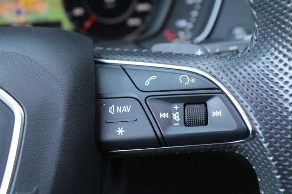 Audi Q5 2.0 TFSI 252pk quattro Sport S Line Black Edition Panoramadak Clima Cruise Navi Camera B&O Leder LMV