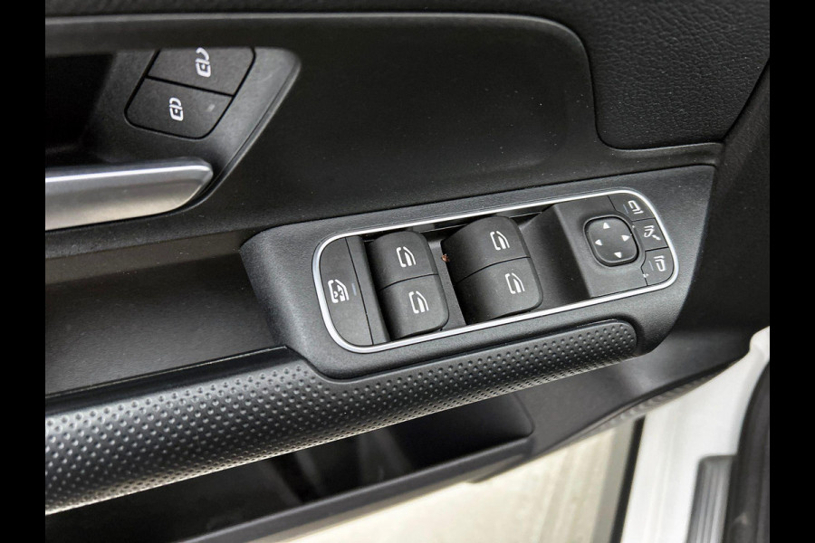 Mercedes-Benz GLA 250 e Plug-In 218PK 360° CAMERA | PANORAMADAK | WIDESCREEN