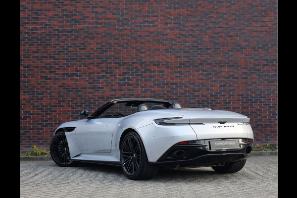 Aston Martin DB12 Volante 4.0 V8 Carbon – Bowers & Wilkins
