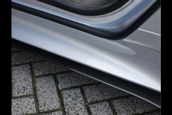 Aston Martin DB12 Volante 4.0 V8 Carbon – Bowers & Wilkins