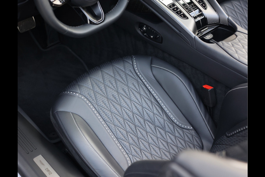 Aston Martin DB12 Volante 4.0 V8 Carbon – Bowers & Wilkins