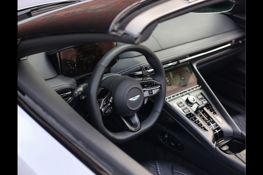 Aston Martin DB12 Volante 4.0 V8 Carbon – Bowers & Wilkins