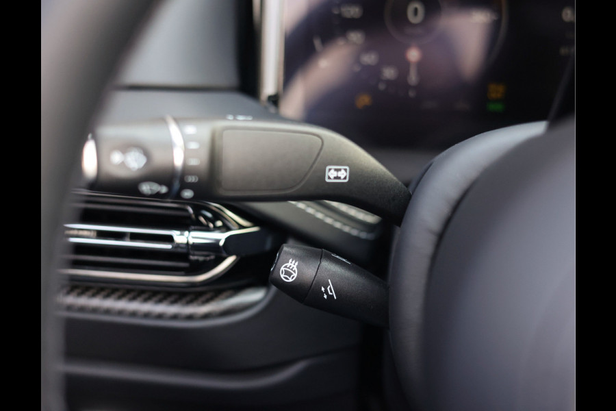 Aston Martin DB12 Volante 4.0 V8 Carbon – Bowers & Wilkins