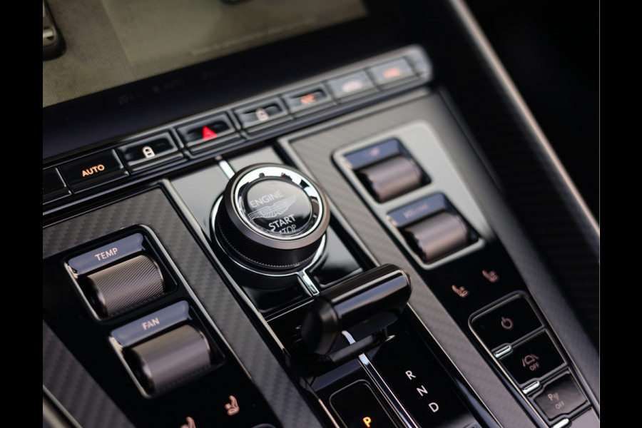 Aston Martin DB12 Volante 4.0 V8 Carbon – Bowers & Wilkins