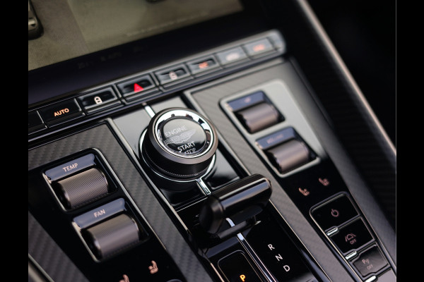 Aston Martin DB12 Volante 4.0 V8 Carbon – Bowers & Wilkins