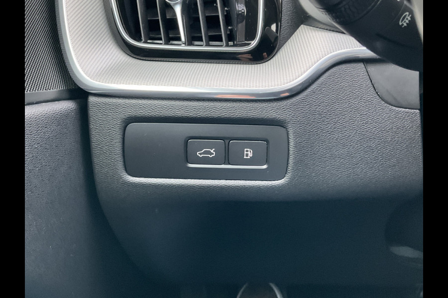 Volvo XC60 2.0 T8 Plug-in hybrid AWD Plus Dark 1Eig BLIS Memory Stoel/stuur Verw Pano Carplay