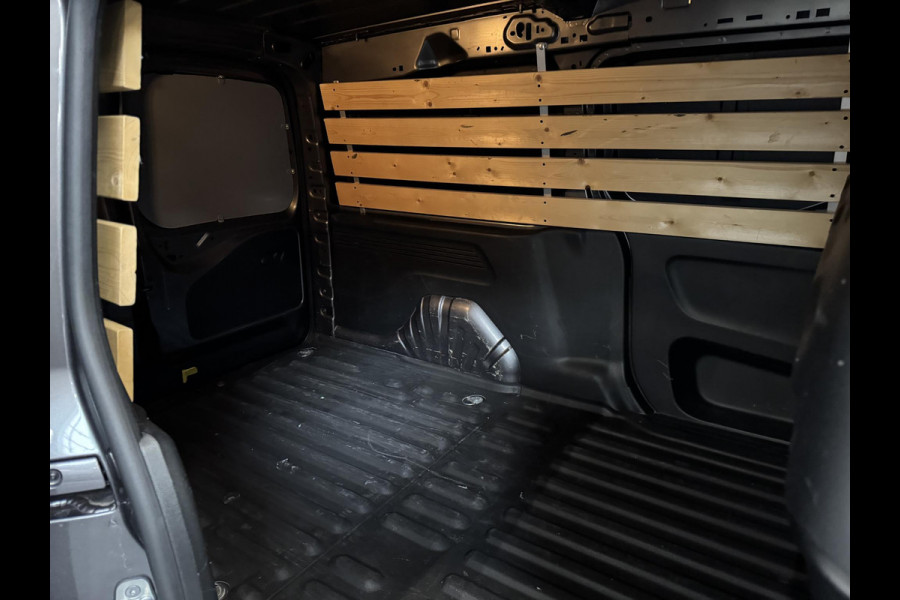 Opel Combo 1.5D L2H1 130pk Automaat Edition | Airco | Camera | Navigatie | Apple Carplay/Android Auto | Parkeersensoren | Lane assist | Bumpers in kleur | Cruise Control