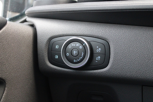 Ford Transit Custom 320 2.0 TDCI L2H1 Active DC 2x Schuifdeur - Trekhaak - Stoelverwarming - ACC - Blindspot - Carplay - Bi-Xenon - Rijklaar