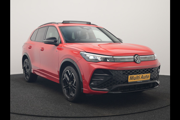 Volkswagen Tiguan 1.4 TSI eHybrid R-Line Business Plug In Hybrid 272pk Dealer O.H. PHEV | Trekhaak Af Fabriek | Panodak | Lederen Sportstoelen Massage & Memory & Ventilatie | 20"L.M | 360 Camera | Harman&Kardon | Adaptive Cruise | Stuur Verwarmd | IQ Light |