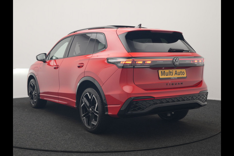 Volkswagen Tiguan 1.4 TSI eHybrid R-Line Business Plug In Hybrid 272pk Dealer O.H. PHEV | Trekhaak Af Fabriek | Panodak | Lederen Sportstoelen Massage & Memory & Ventilatie | 20"L.M | 360 Camera | Harman&Kardon | Adaptive Cruise | Stuur Verwarmd | IQ Light |