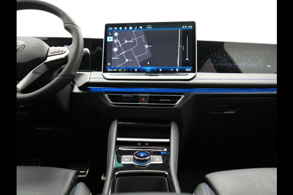 Volkswagen Tiguan 1.4 TSI eHybrid R-Line Business Plug In Hybrid 272pk Dealer O.H. PHEV | Trekhaak Af Fabriek | Panodak | Lederen Sportstoelen Massage & Memory & Ventilatie | 20"L.M | 360 Camera | Harman&Kardon | Adaptive Cruise | Stuur Verwarmd | IQ Light |