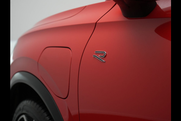 Volkswagen Tiguan 1.4 TSI eHybrid R-Line Business Plug In Hybrid 272pk Dealer O.H. PHEV | Trekhaak Af Fabriek | Panodak | Lederen Sportstoelen Massage & Memory & Ventilatie | 20"L.M | 360 Camera | Harman&Kardon | Adaptive Cruise | Stuur Verwarmd | IQ Light |