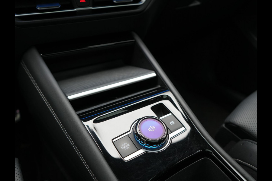 Volkswagen Tiguan 1.4 TSI eHybrid R-Line Business Plug In Hybrid 272pk Dealer O.H. PHEV | Trekhaak Af Fabriek | Panodak | Lederen Sportstoelen Massage & Memory & Ventilatie | 20"L.M | 360 Camera | Harman&Kardon | Adaptive Cruise | Stuur Verwarmd | IQ Light |