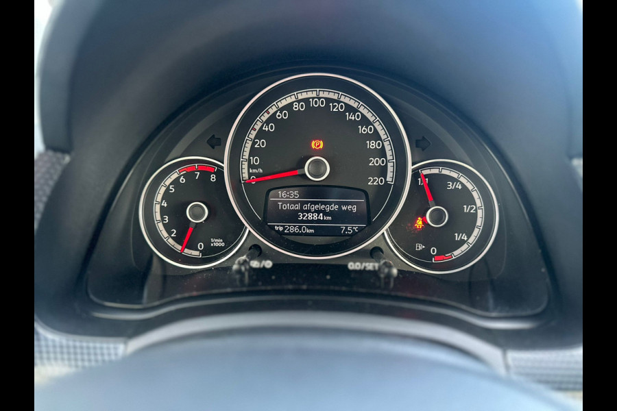 Volkswagen up! 1.0 BMT 60pk move up! Airco Bluetooth 4-deurs