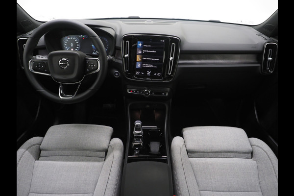 Volvo XC40 1.5 T5 Plug-in hybrid Ultimate Dark | Panoramadak | Tailored Wool Blend | Harman/Kardon | Trekhaak | 360 | Keyless