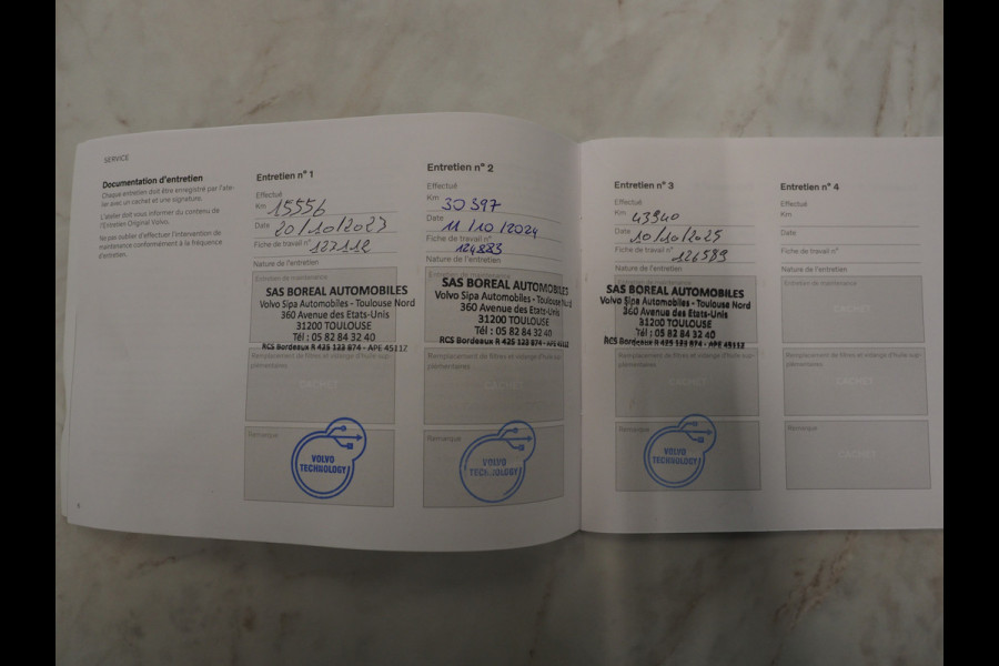 Volvo XC40 1.5 T5 Plug-in hybrid Ultimate Dark | Panoramadak | Tailored Wool Blend | Harman/Kardon | Trekhaak | 360 | Keyless