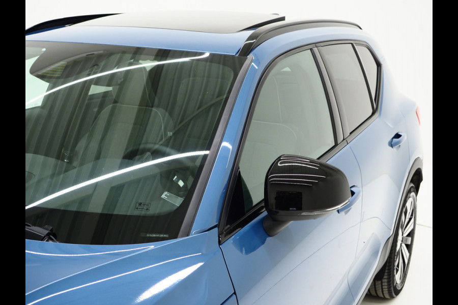 Volvo XC40 1.5 T5 Plug-in hybrid Ultimate Dark | Panoramadak | Tailored Wool Blend | Harman/Kardon | Trekhaak | 360 | Keyless