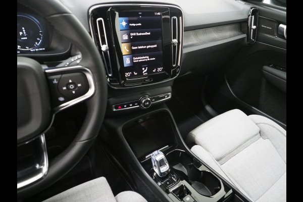 Volvo XC40 1.5 T5 Plug-in hybrid Ultimate Dark | Panoramadak | Tailored Wool Blend | Harman/Kardon | Trekhaak | 360 | Keyless