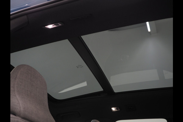 Volvo XC40 1.5 T5 Plug-in hybrid Ultimate Dark | Panoramadak | Tailored Wool Blend | Harman/Kardon | Trekhaak | 360 | Keyless