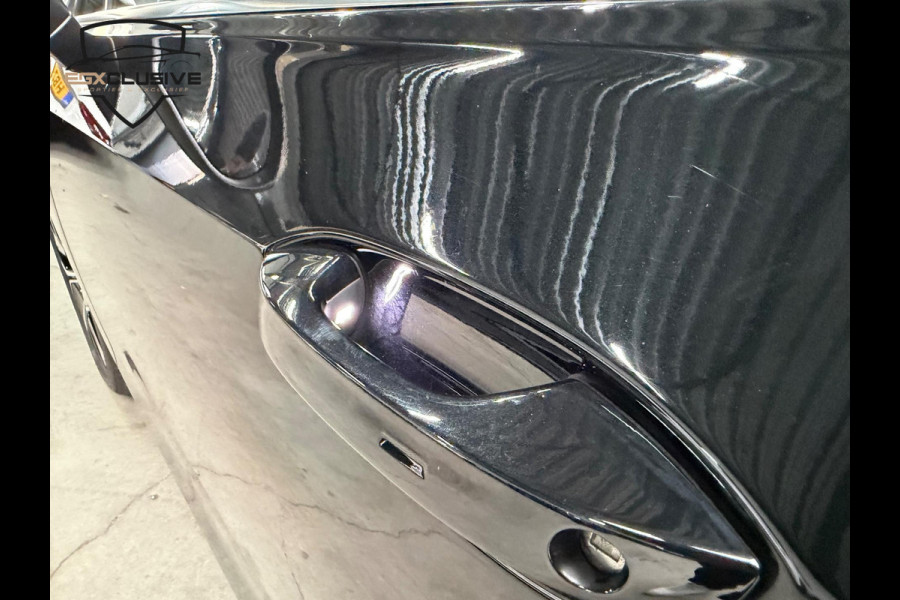 Volkswagen Golf 1.5 eTSI Life Edition Pano/HUD/Alcantara