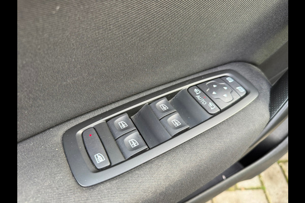 Renault Mégane Estate 1.3 TCe Limited / 2019 / 140 pk