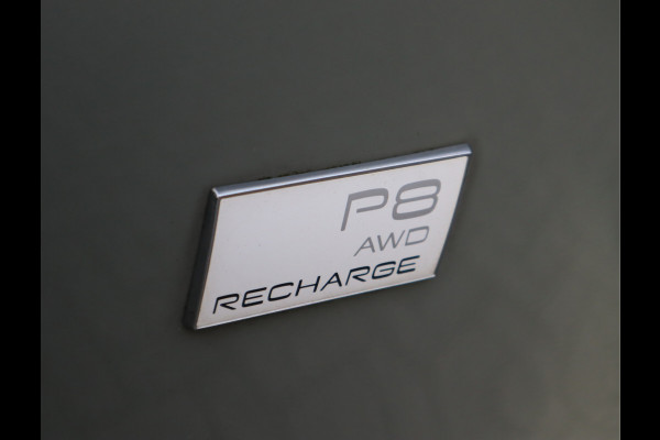 Volvo XC40 Recharge P8 AWD R-Design / Panoramadak / 360camera