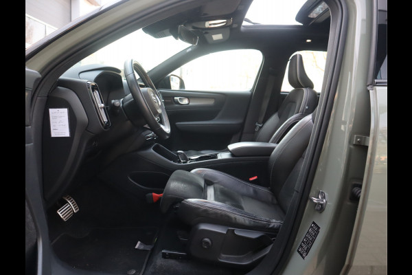 Volvo XC40 Recharge P8 AWD R-Design / Panoramadak / 360camera