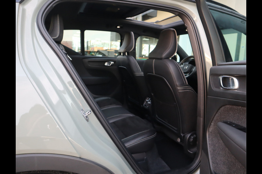 Volvo XC40 Recharge P8 AWD R-Design / Panoramadak / 360camera