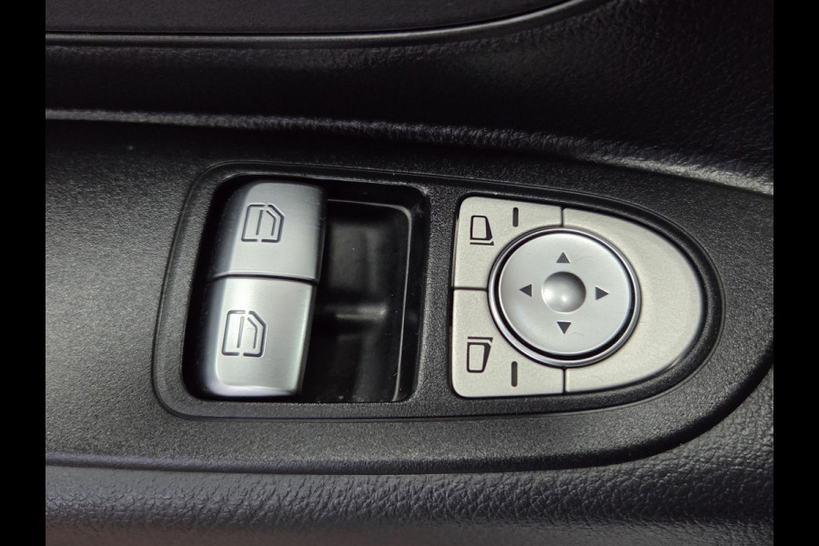 Mercedes-Benz eVito Extra Lang 41 kWh Airco Achteruitrijcamera Verwarmde voorstoel  Navigatie