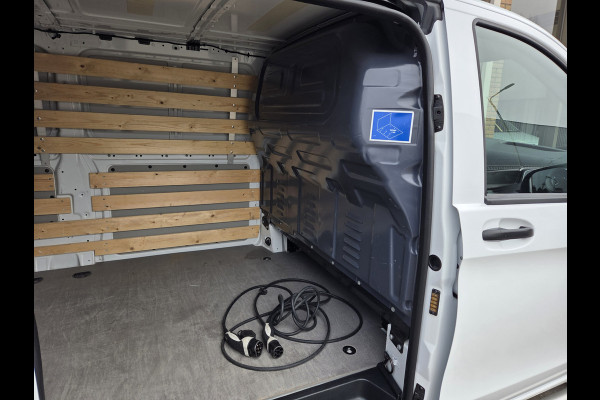 Mercedes-Benz eVito Extra Lang 41 kWh Airco Achteruitrijcamera Verwarmde voorstoel  Navigatie