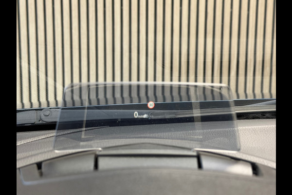 Mazda 3 2.0 SkyActiv-G 120 GT-M ACC CAMERA PARKEERSENSOREN VOOR EN ACHTER NAVI STUUR/STOELVERWARMING DODEHOEKSBEWAKING