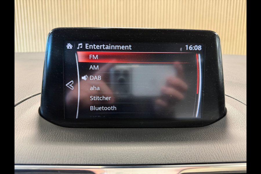Mazda 3 2.0 SkyActiv-G 120 GT-M ACC CAMERA PARKEERSENSOREN VOOR EN ACHTER NAVI STUUR/STOELVERWARMING DODEHOEKSBEWAKING