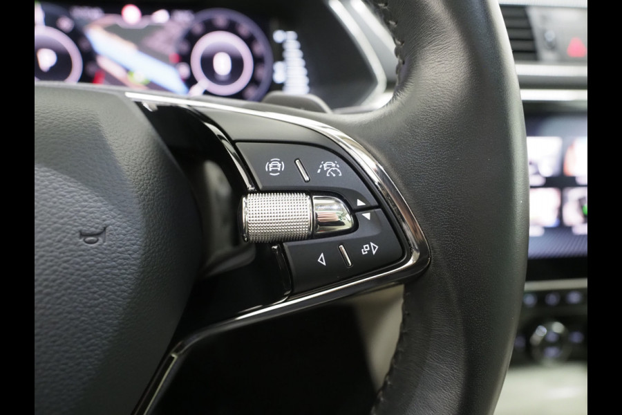 Škoda Superb Combi 1.4 TSI iV Style | Panoramadak | Canton | Leder | Camera | Keyless | Adaptive Cruise | Memory | Carplay