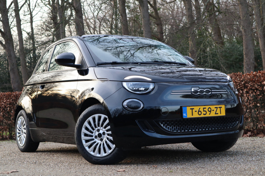 Fiat 500E Urban 42 kWh | Carplay |
