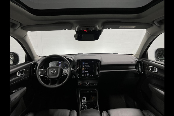 Volvo XC40 1.5 T5 Plug-in hybrid Ultimate Dark Trekhaak | Open dak | Adapt. cruise | Leder | Stoel-/stuurverwarming | Carplay