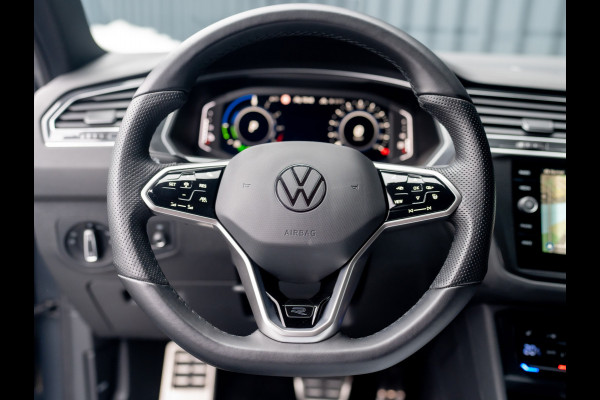 Volkswagen Tiguan 1.4 TSI eHybrid R-Line Business+ | Head Up | Trekhaak wegkl. | 20'' | IQ Light | Side Assist | Camera | Prijs Rijklaar!!