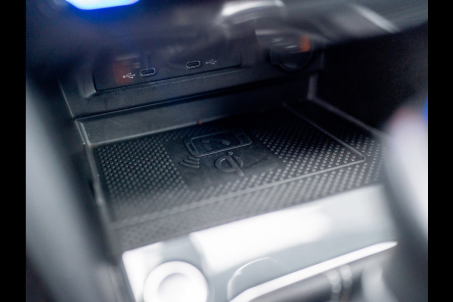 Volkswagen Tiguan 1.4 TSI eHybrid R-Line Business+ | Head Up | Trekhaak wegkl. | 20'' | IQ Light | Side Assist | Camera | Prijs Rijklaar!!