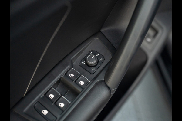 Volkswagen Tiguan 1.4 TSI eHybrid R-Line Business+ | Stoelgeheugen | Head Up | Trekhaak wegkl. | IQ Light | Camera | Keyless | Prijs Rijklaar!!