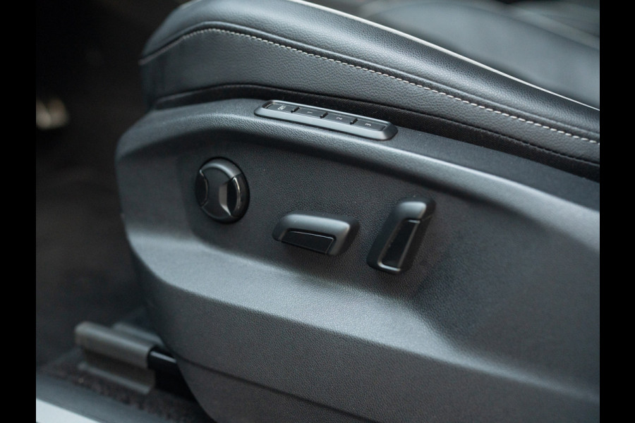 Volkswagen Tiguan 1.4 TSI eHybrid R-Line Business+ | Stoelgeheugen | Head Up | Trekhaak wegkl. | IQ Light | Camera | Keyless | Prijs Rijklaar!!