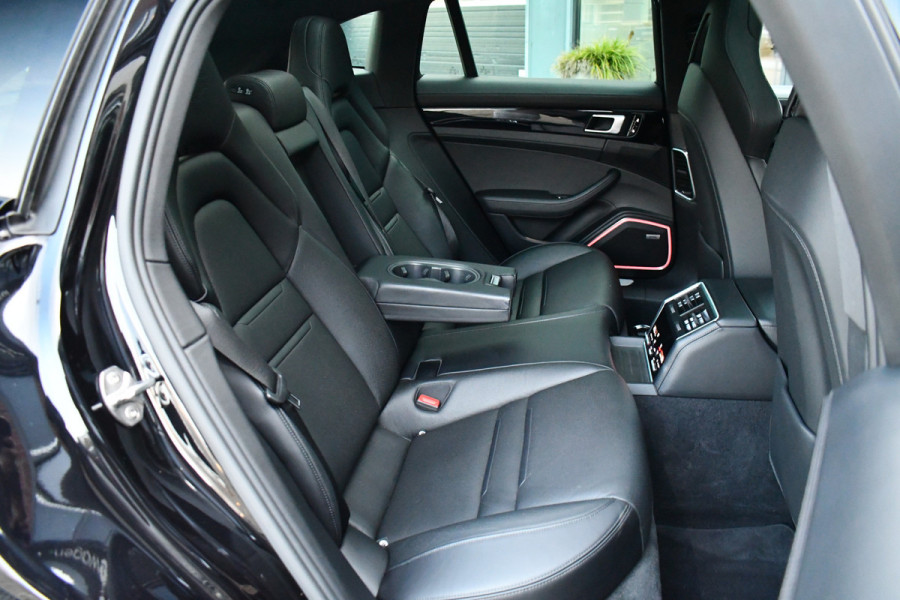 Porsche Panamera Sport Turismo 2.9 4 E-Hybrid Pano Chrono Design HUD Bose ACC 21inch 4WS