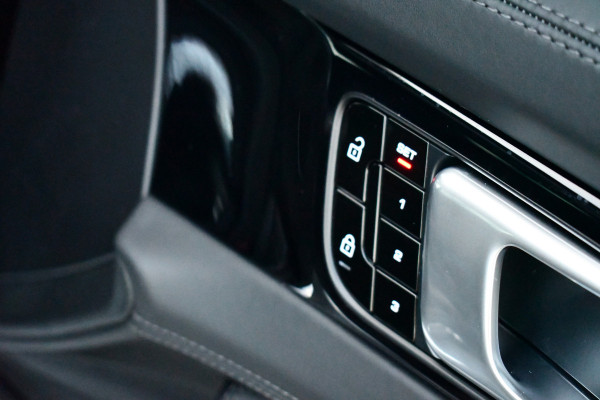 Porsche Panamera Sport Turismo 2.9 4 E-Hybrid Pano Chrono Design HUD Bose ACC 21inch 4WS