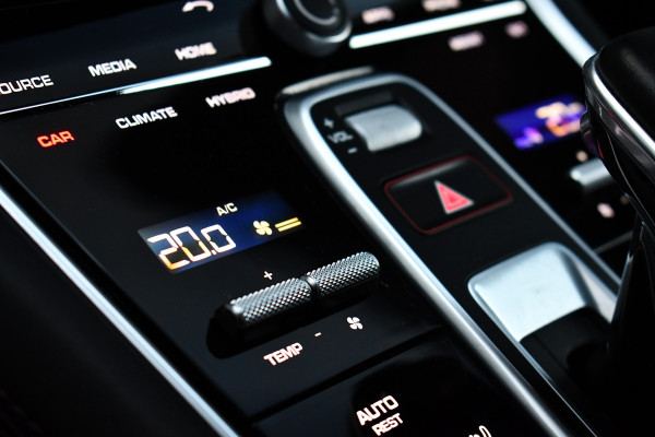 Porsche Panamera Sport Turismo 2.9 4 E-Hybrid Pano Chrono Design HUD Bose ACC 21inch 4WS