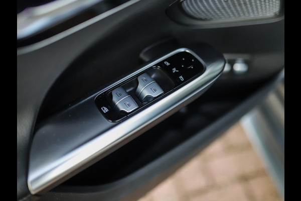 Mercedes-Benz C-Klasse 300 e AMG Line | Leder | Camera | Stoelverw. | Pano