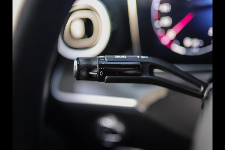 Mercedes-Benz C-Klasse 300 e AMG Line | Leder | Camera | Stoelverw. | Pano